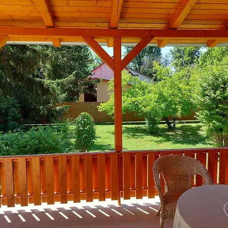 Holiday home Schieszl 3 Zamardi
