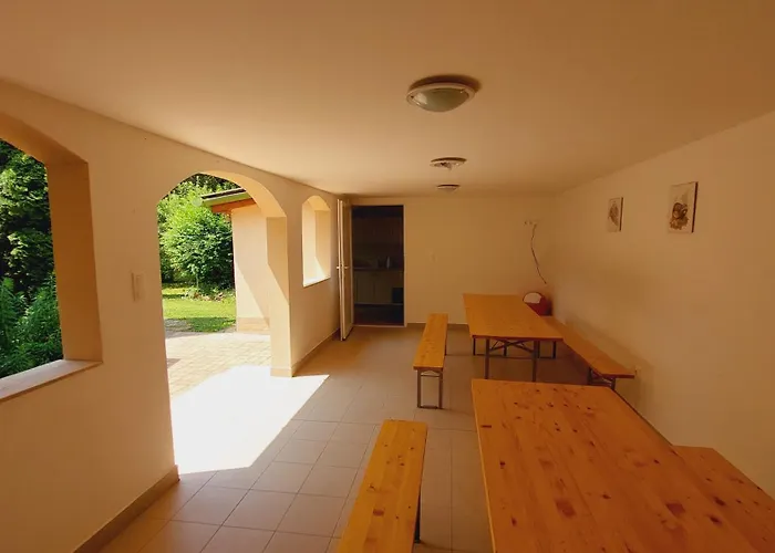 בית נופש Schieszl 3 *